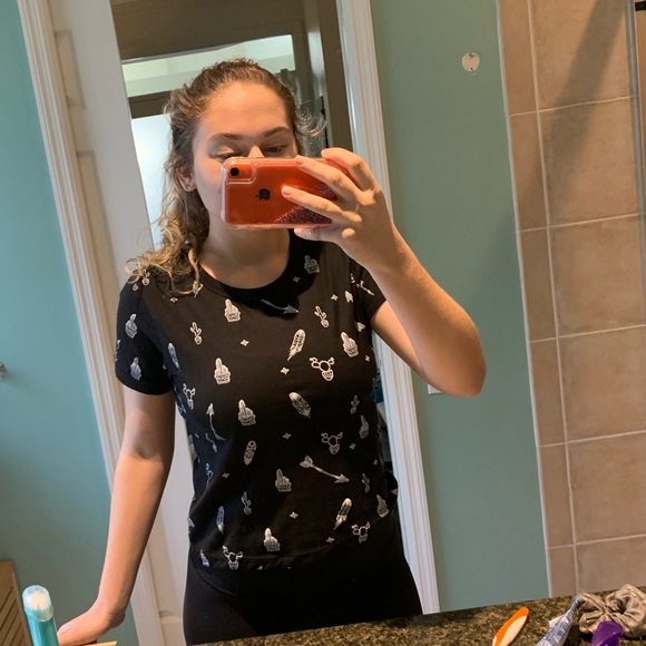 Cropped T-shirt - Picture 2 of 3